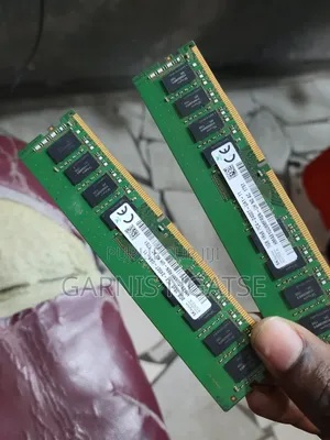 BARRETTE RAM SK Hynix 8Go DDR4 Haute Performance Pour PC Bureau