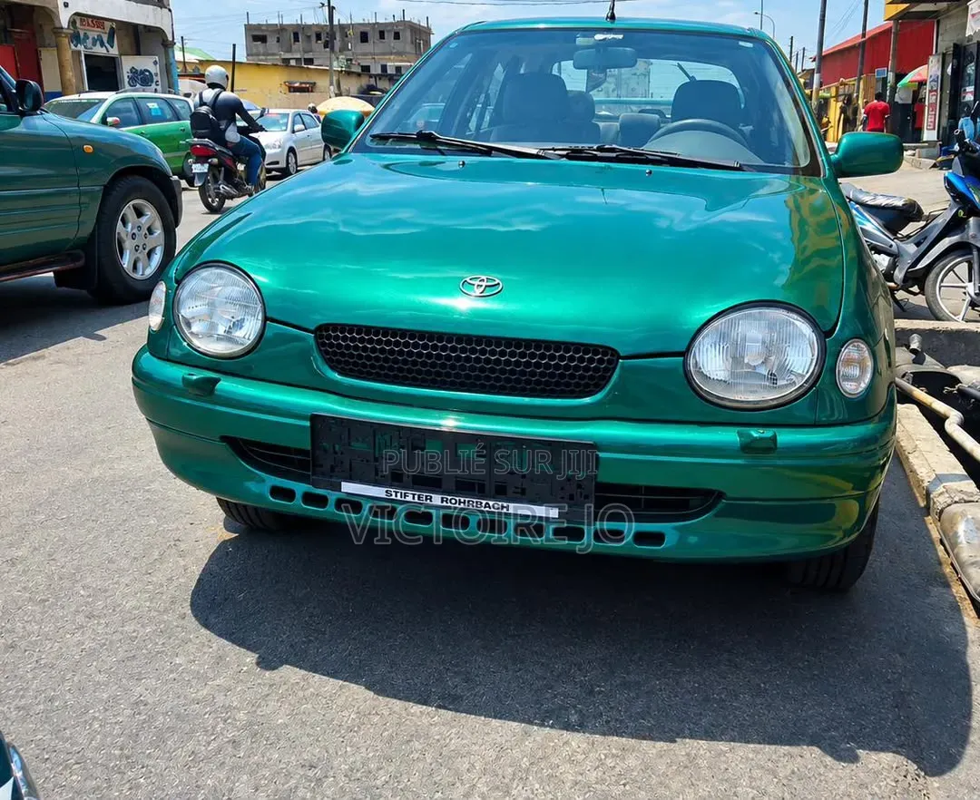Toyota Corolla 2017 Vert