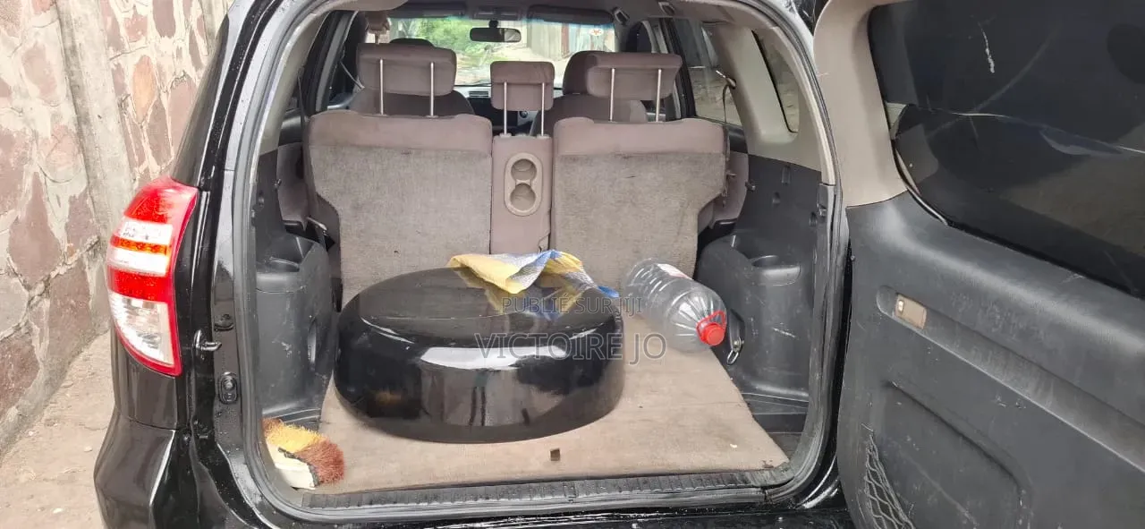 Toyota RAV4 2016 Noir