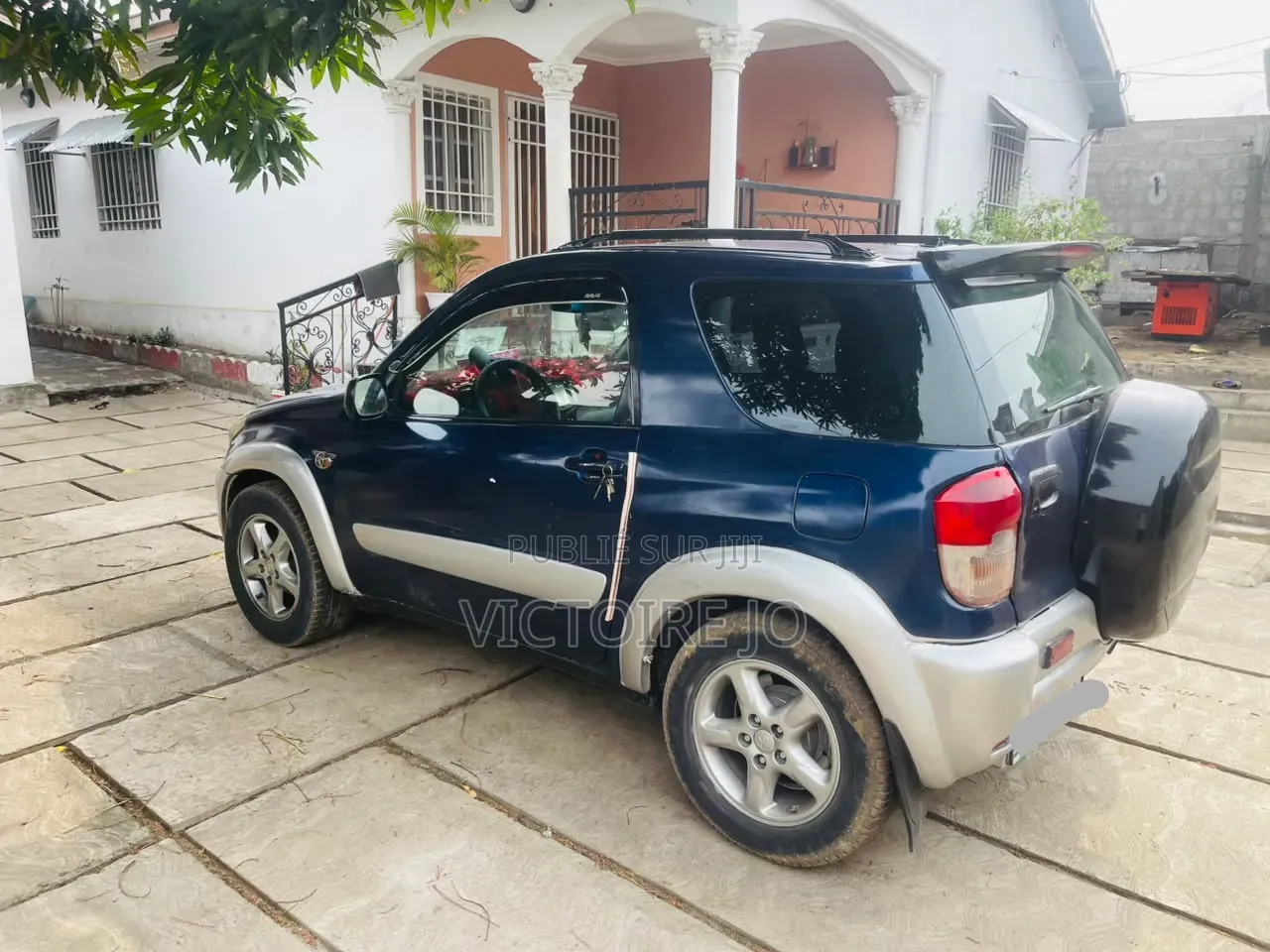 Toyota RAV4 2011 Bleu