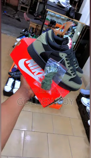 Nike Travis Scott