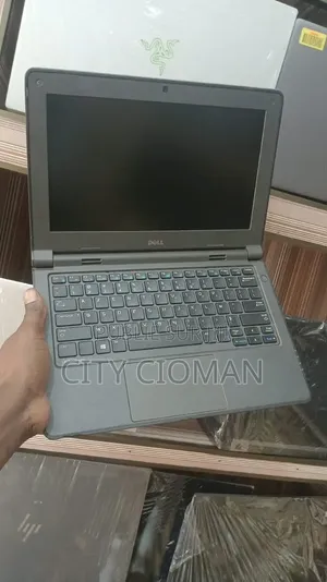 Nouveau Dell Latitude 11 3160 4GB Intel Pentium HDD+SSD 500GB