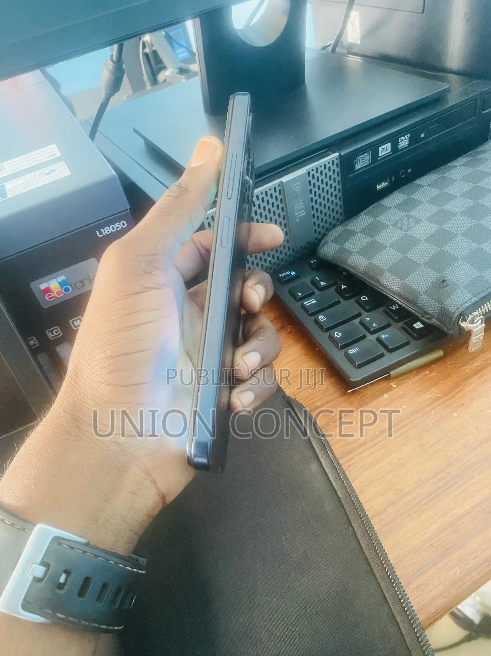 Itel A70 128 GB Graphite