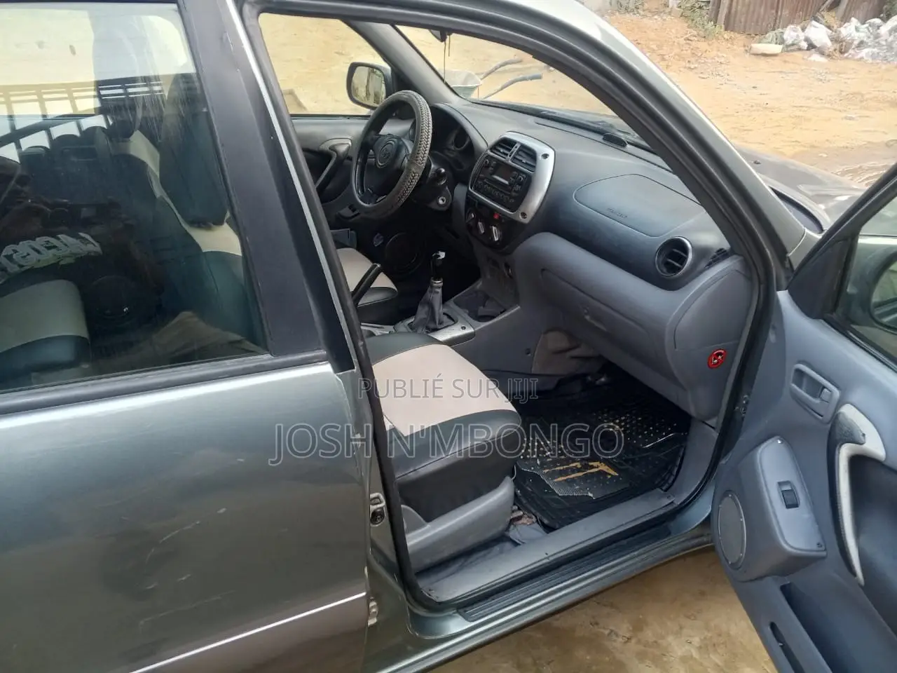 Toyota RAV4 2005 Gris
