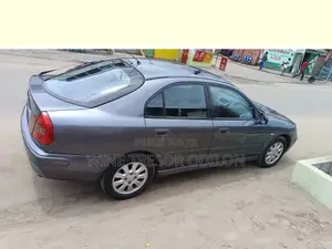 Mitsubishi Carisma 2003 Gris