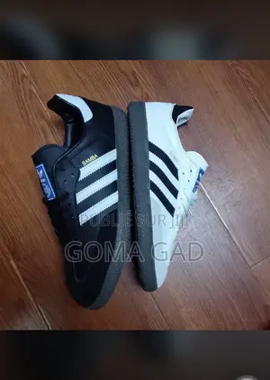 Combo Pro Max . Samba Adidas Et Nike Air Force One a 20000