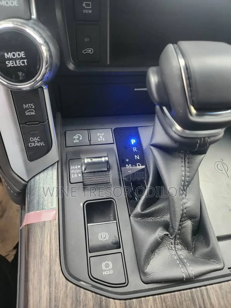 Nouveau Toyota Land Cruiser Base 4WD 2026 Noir