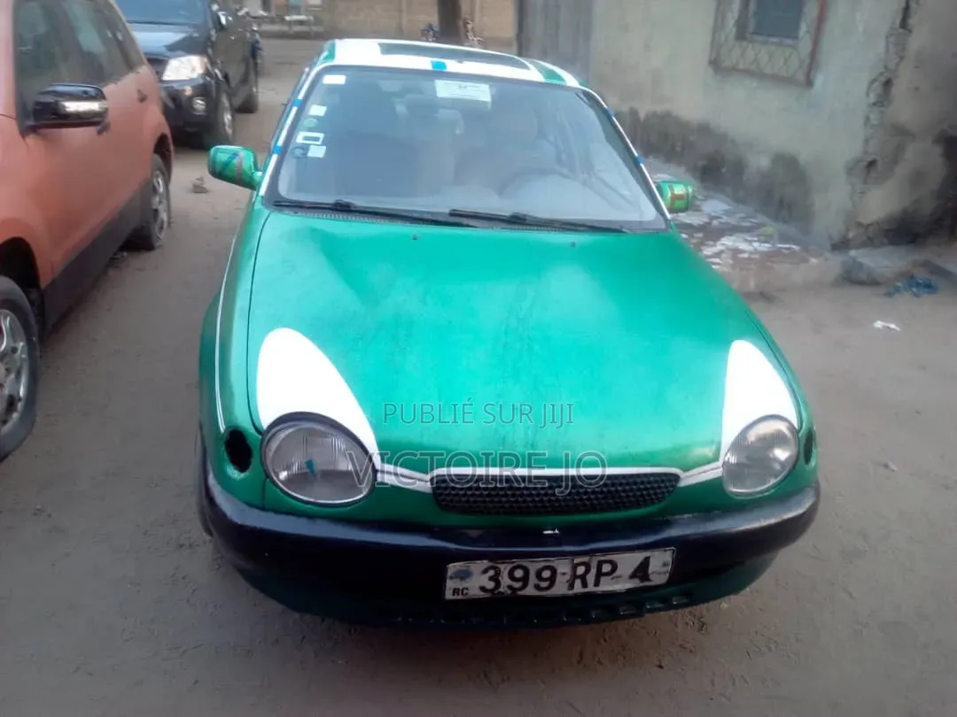 Toyota Corolla 2013 Vert