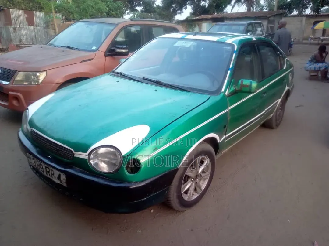 Toyota Corolla 2013 Vert