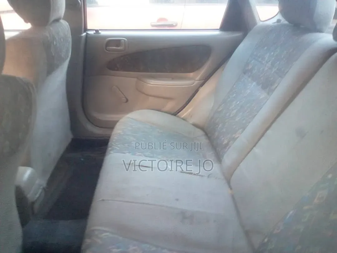 Toyota Corolla 2013 Vert