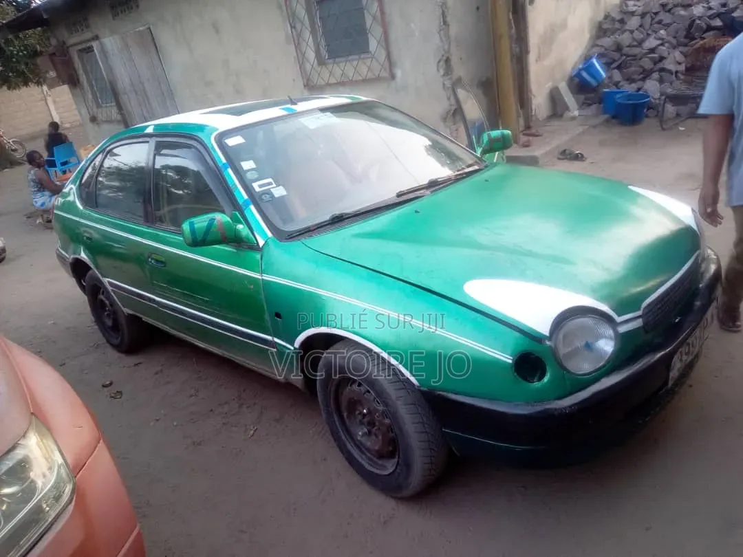 Toyota Corolla 2013 Vert