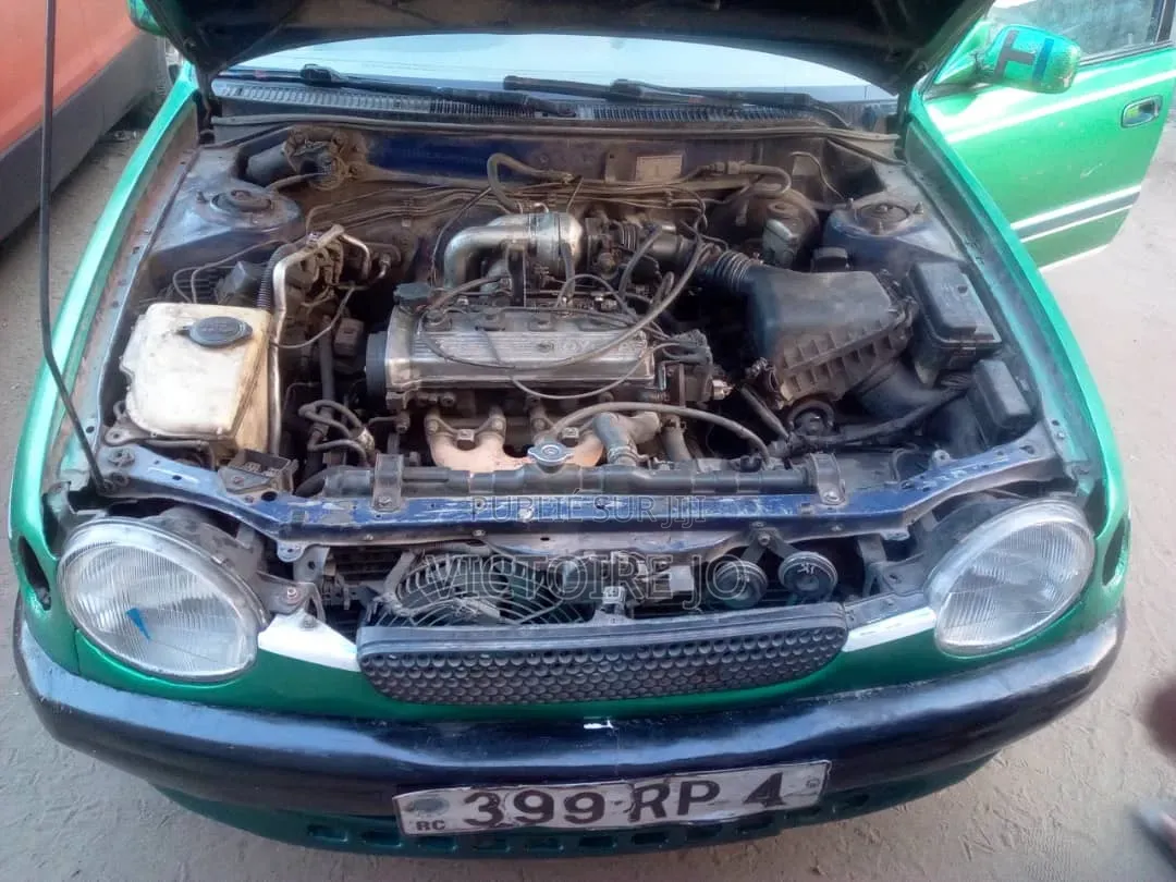 Toyota Corolla 2013 Vert