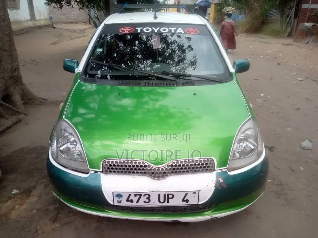Toyota Yaris 2016 Vert