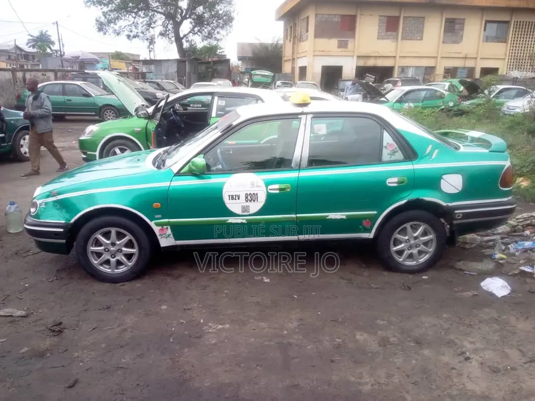 Toyota Corolla 2014 Vert