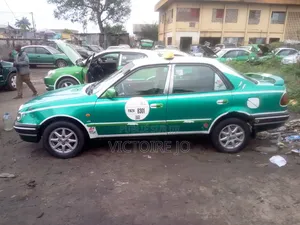 Toyota Corolla 2014 Vert