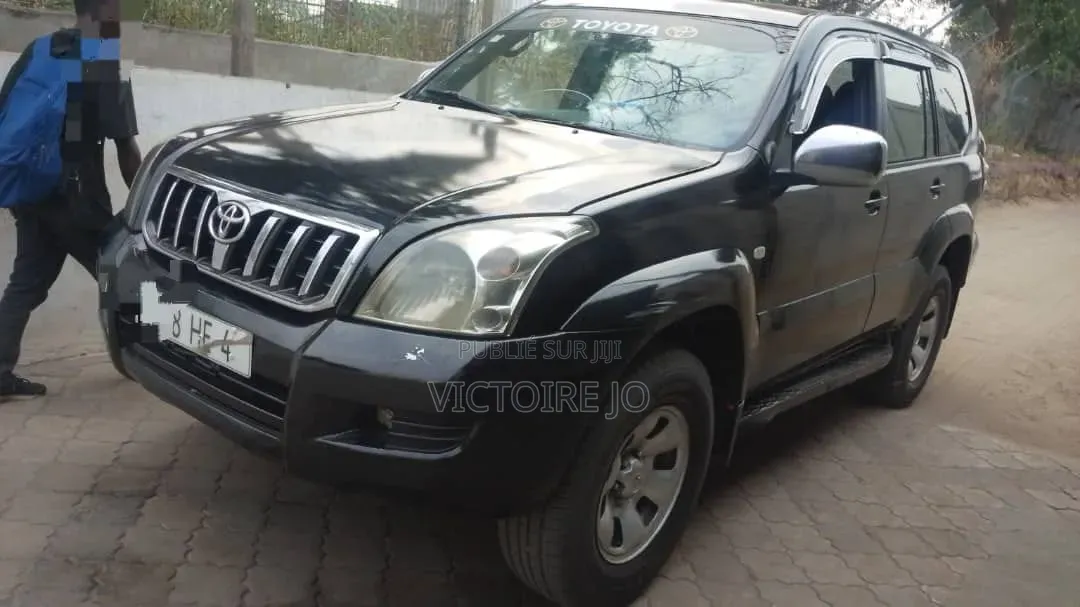 Toyota Land Cruiser Prado 2010 Noir
