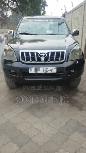 Toyota Land Cruiser Prado 2010 Noir