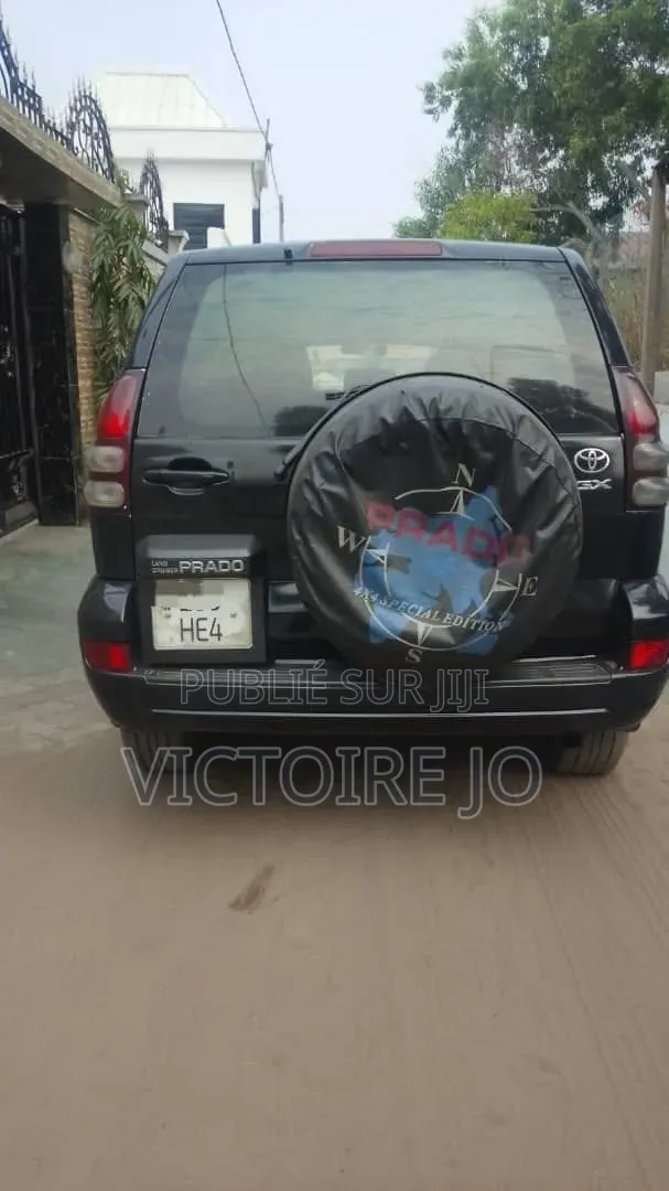 Toyota Land Cruiser Prado 2010 Noir