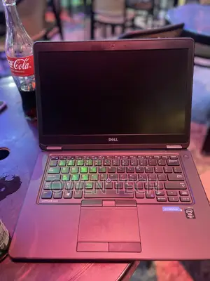 Nouveau Dell Latitude 14 E7470 8GB Intel Core i5 HDD 500GB