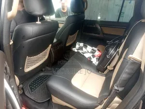 Toyota Land Cruiser 2023 Noir