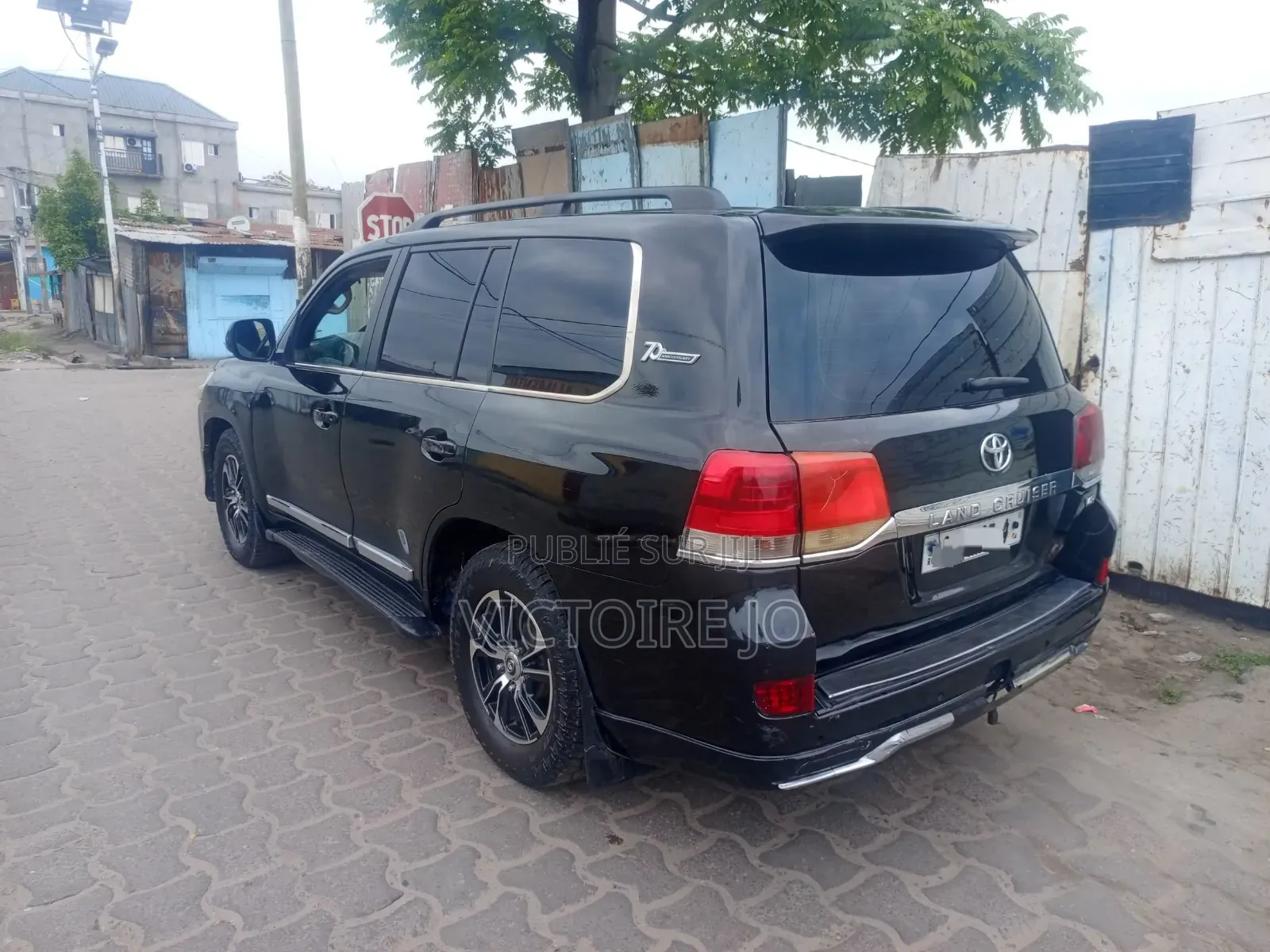 Toyota Land Cruiser 2023 Noir