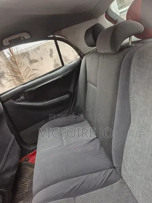 Toyota Corolla 2015 Rouge