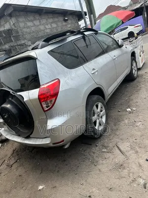 Toyota RAV4 2017 Gris