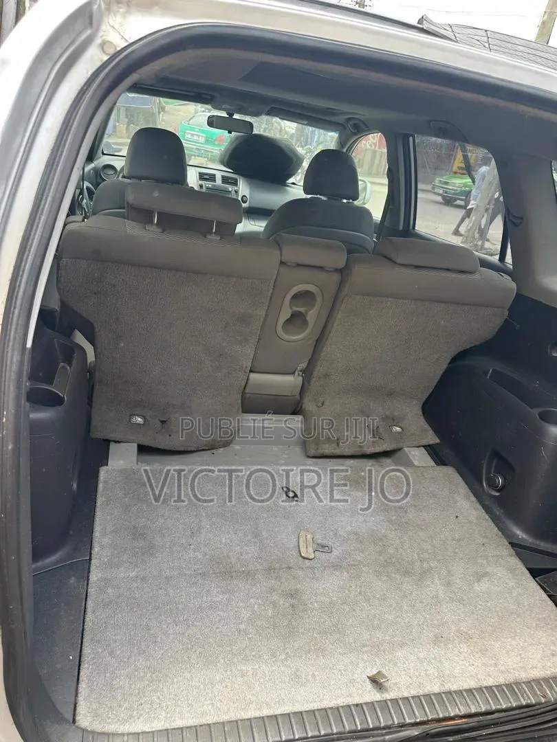 Toyota RAV4 2017 Gris