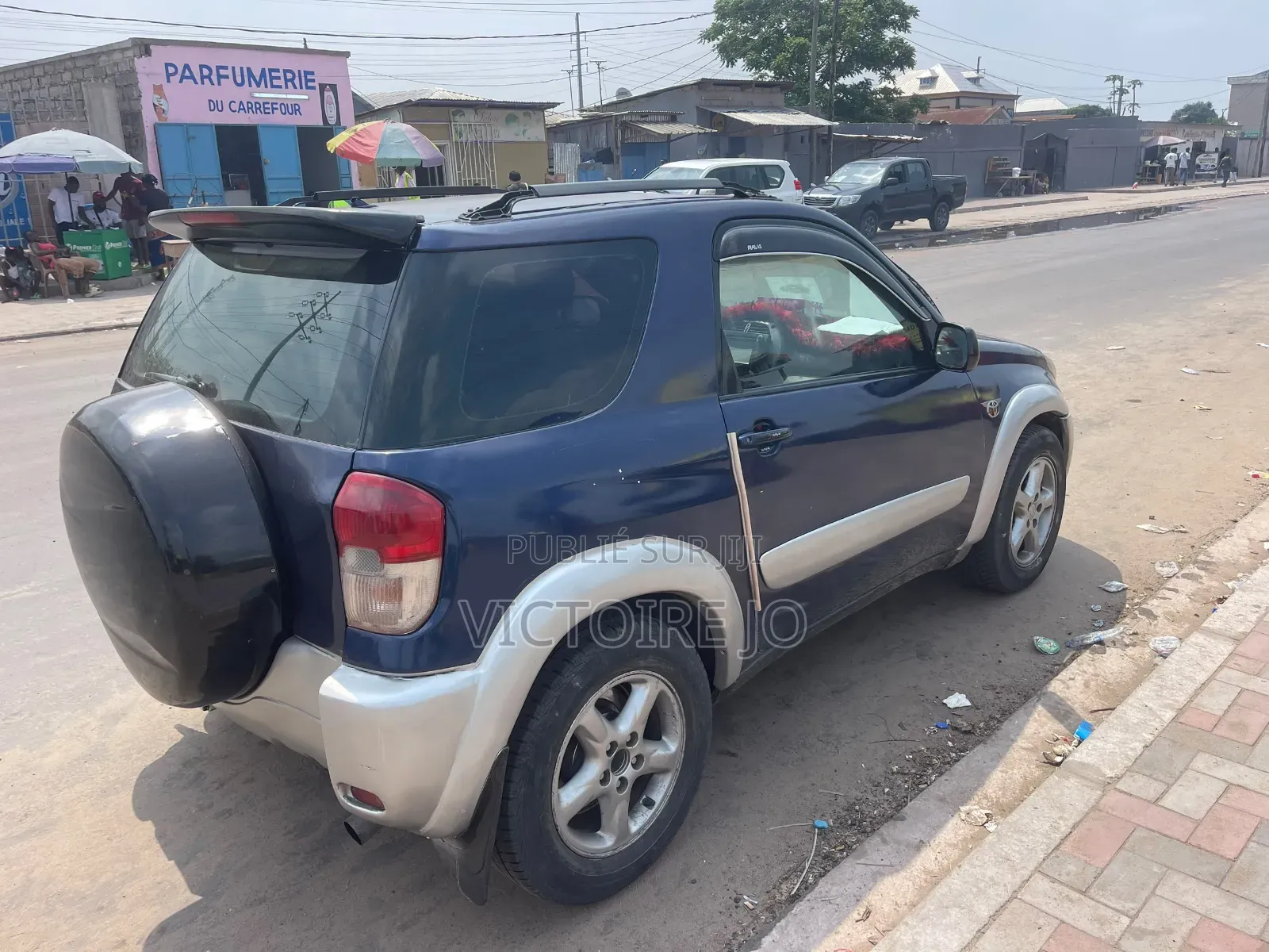 Toyota RAV4 2017 Bleu