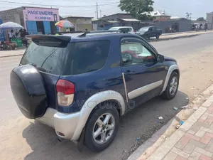 Toyota RAV4 2017 Bleu