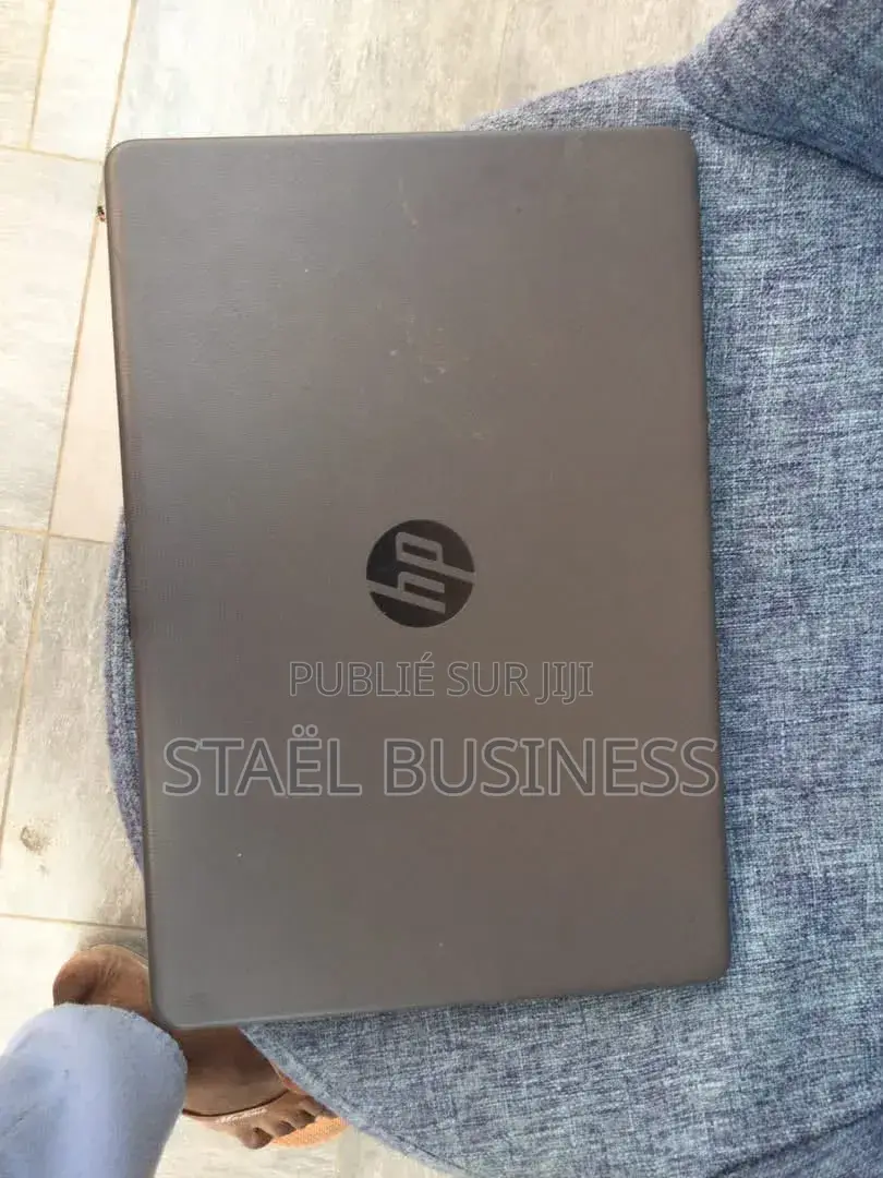 Ordinateur portable Apple MacBook Air 2015 6GB Intel Core i5 HDD 500GB