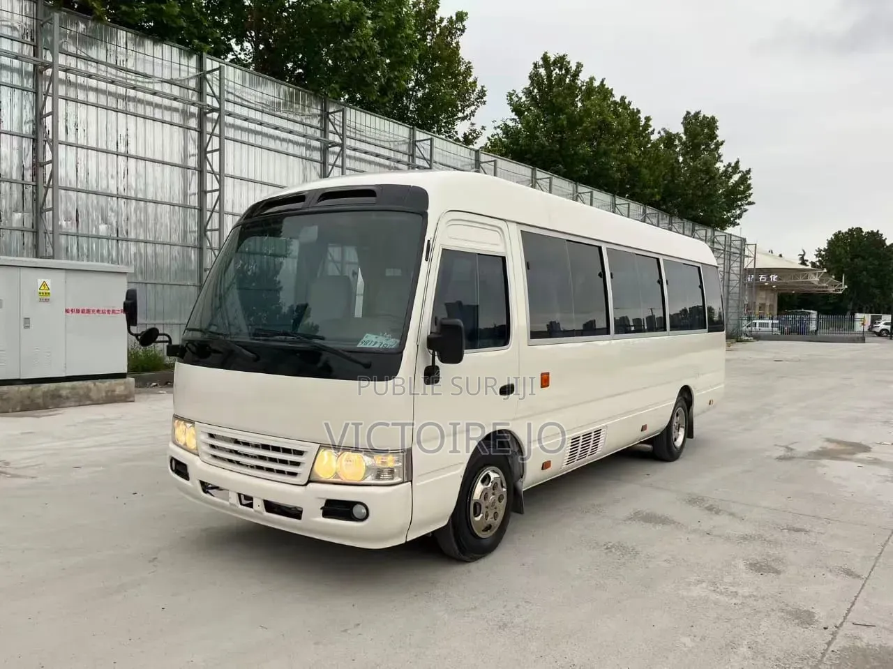 Toyota Coaster 2021 Blanc