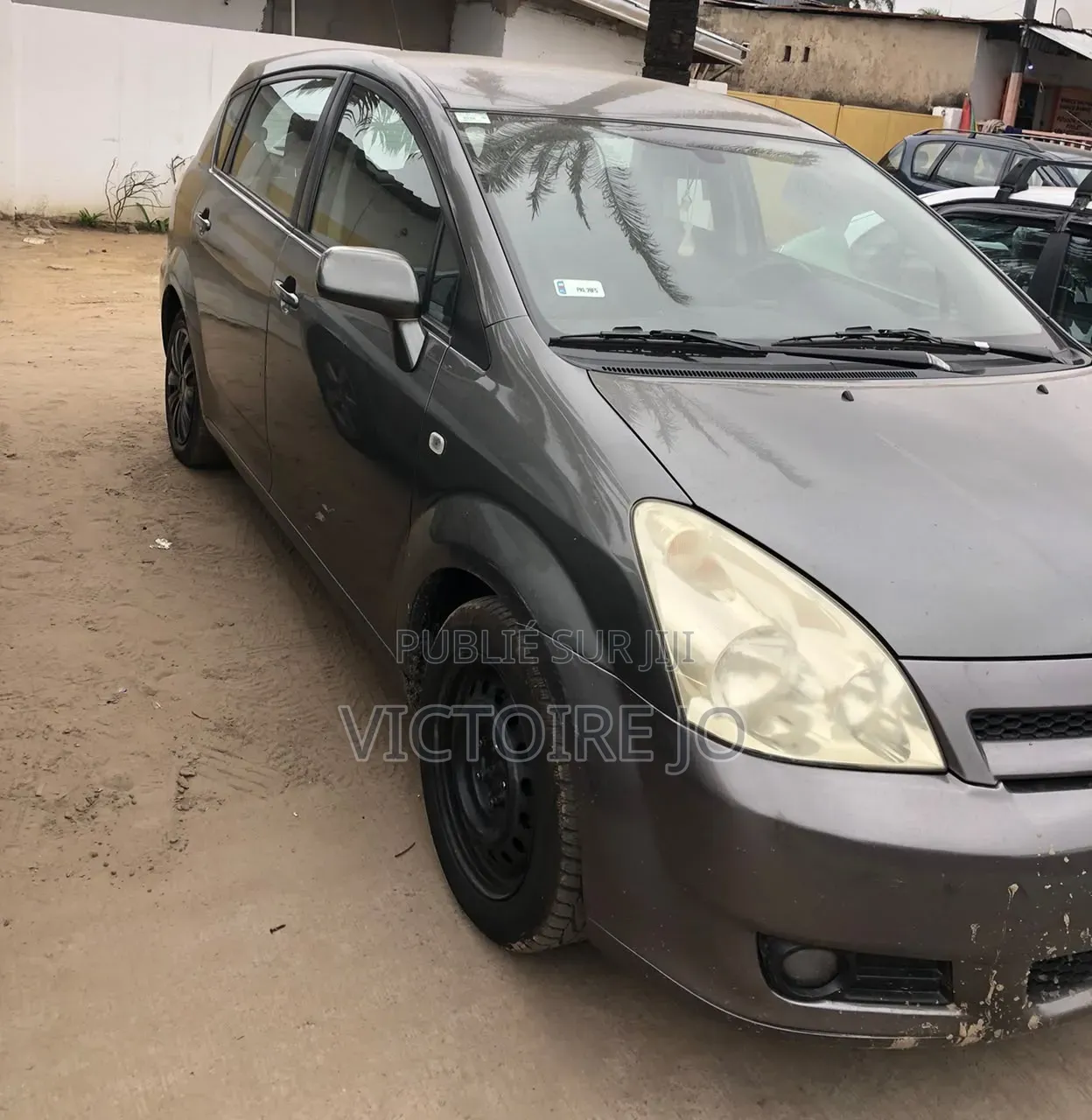 Toyota Verso 2018 Gris