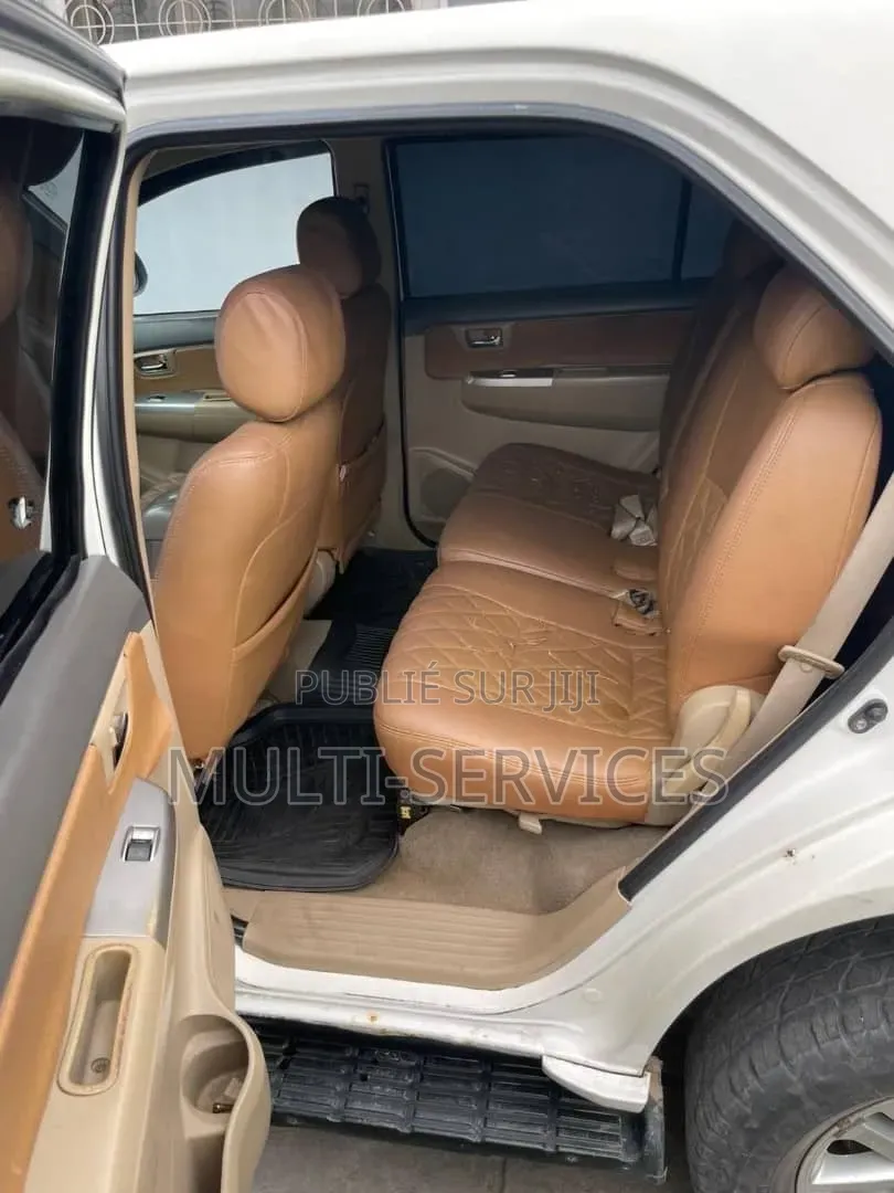 Toyota Fortuner 2013 Blanc