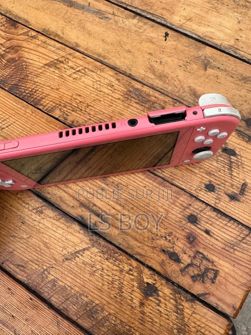 Nintendo Switch Lite