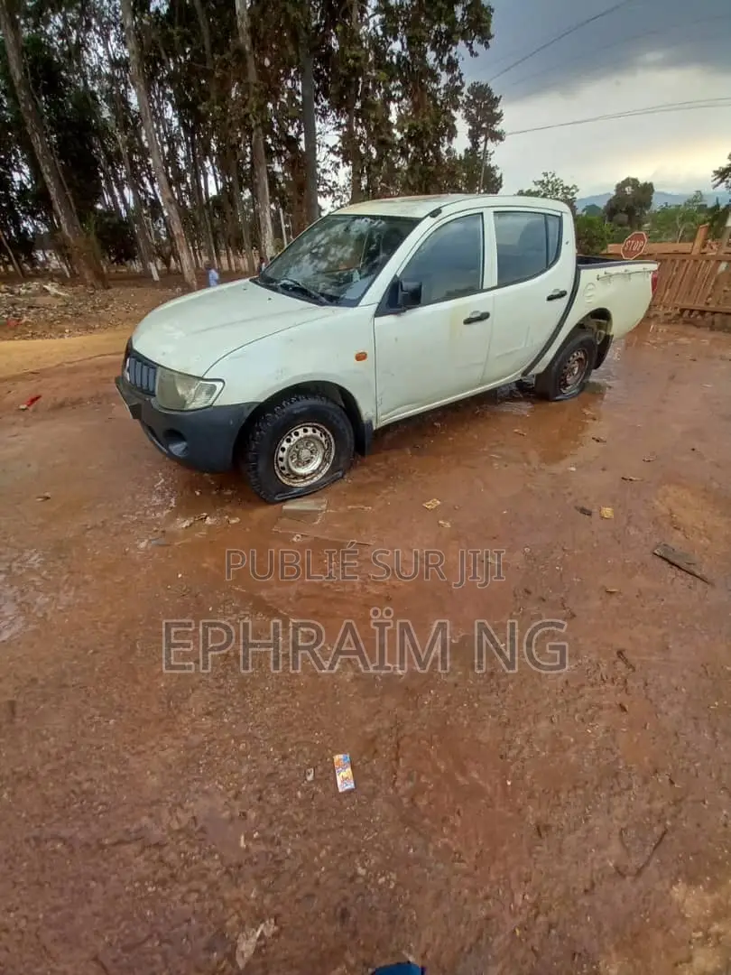 Mitsubishi L200 2008 Blanc