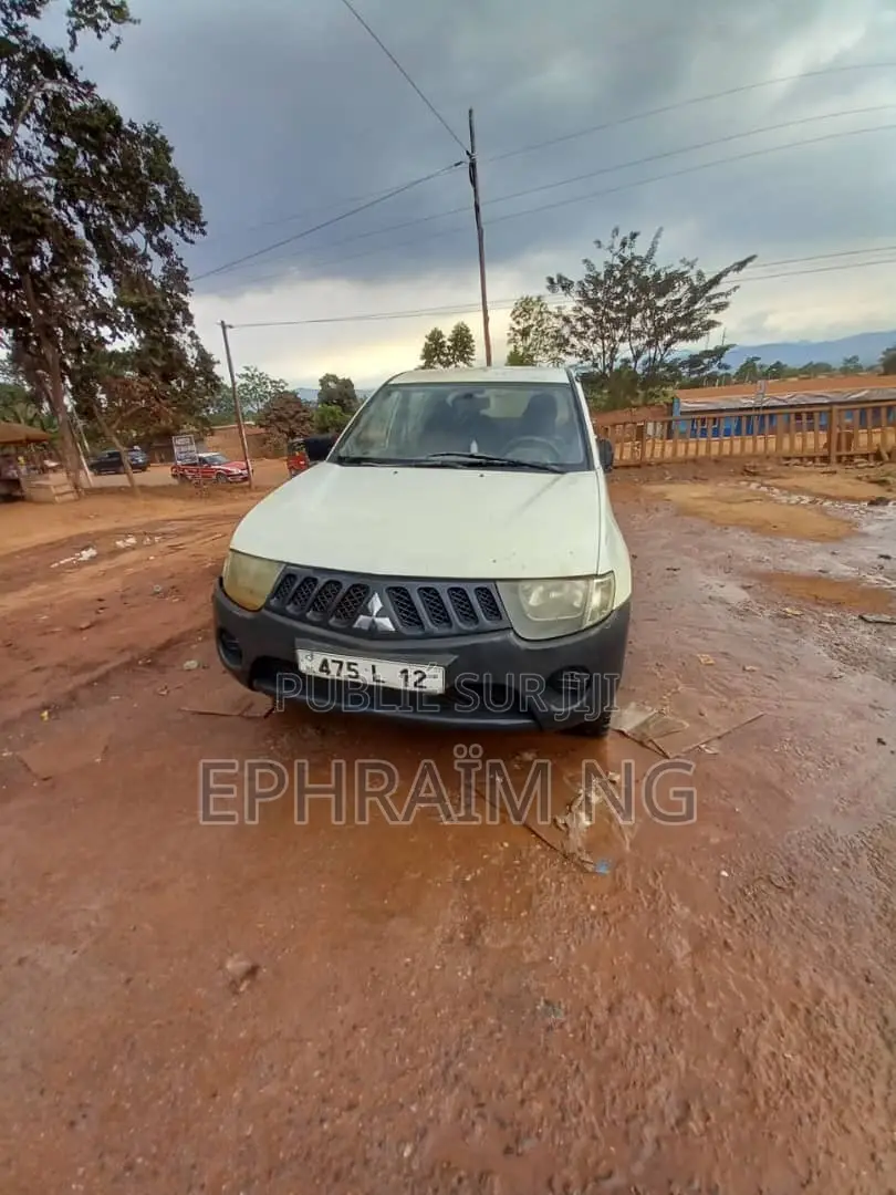 Mitsubishi L200 2008 Blanc