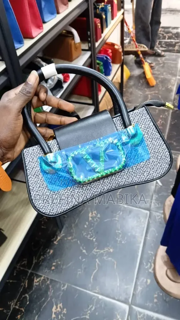 Fina Shop La Beauté De La Femme