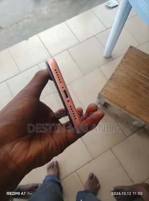 Apple iPhone XR 64 GB Orange