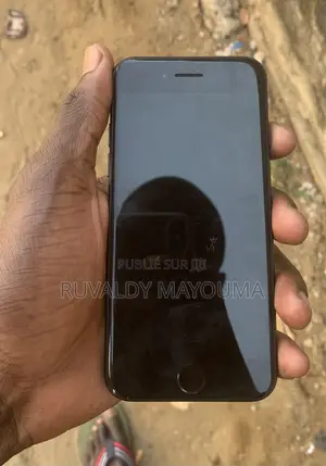 Nouveau Apple iPhone SE 64 GB Noir