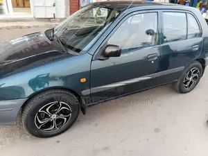 Toyota Starlet 2000 Vert