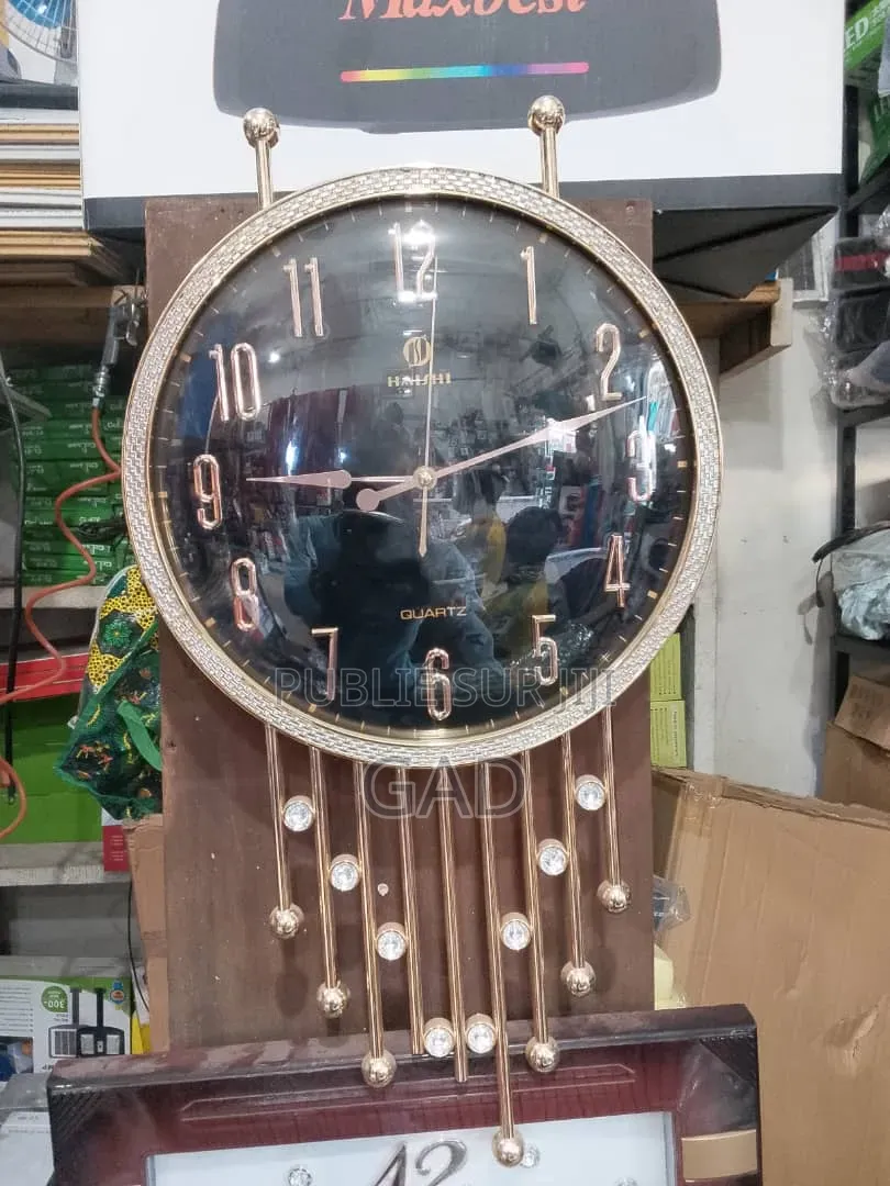 Horloge De Maison