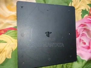 Play Station 4