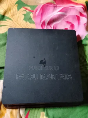 Play Station 4