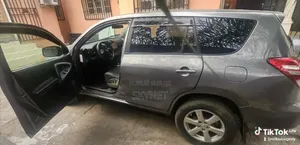 Toyota RAV4 2012 Gris