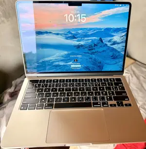 Nouveau Apple MacBook Air 2025 M4 16GB Apple M4 SSD 256GB
