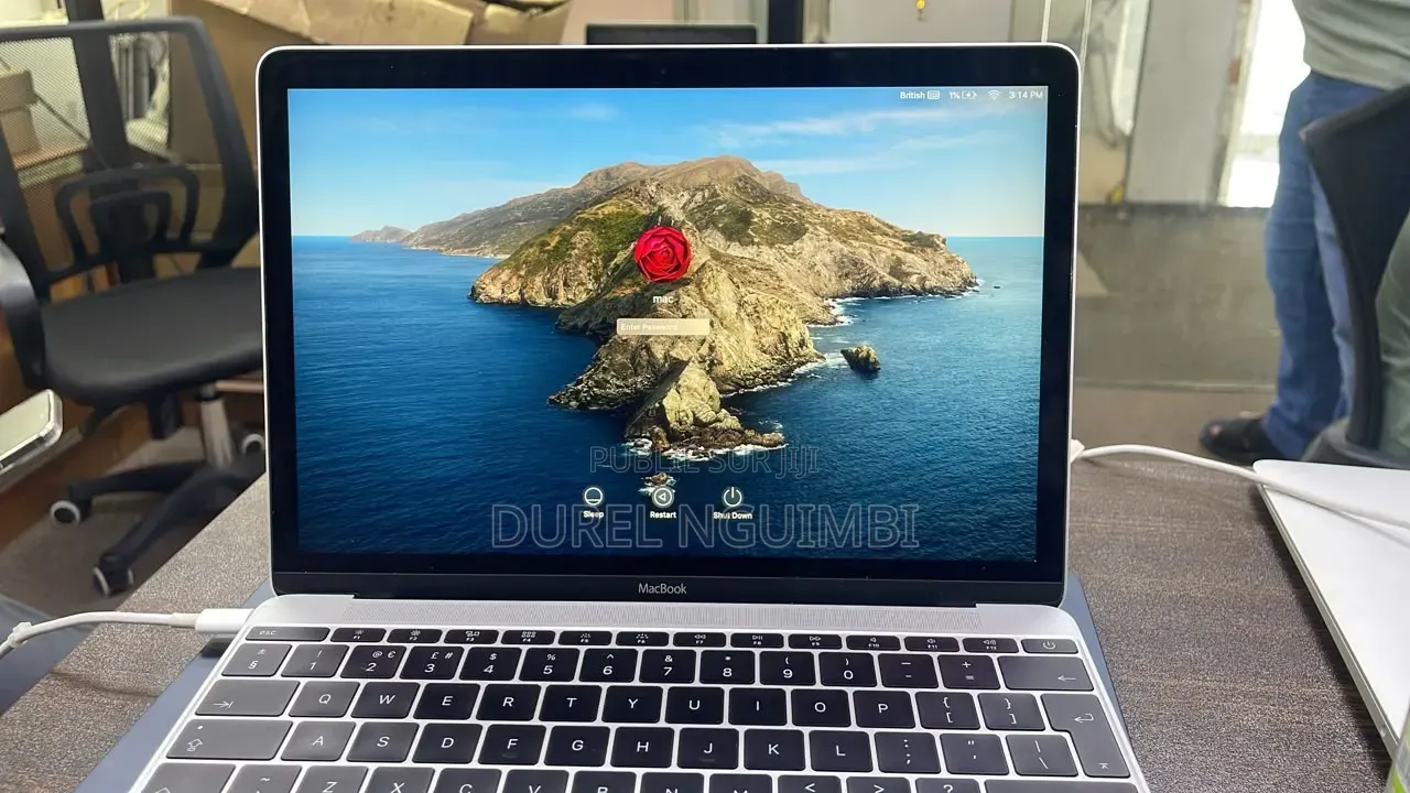 Nouveau Apple MacBook 2016 8GB Intel Core 5 SSD 512GB