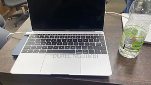 Nouveau Apple MacBook 2016 8GB Intel Core 5 SSD 512GB