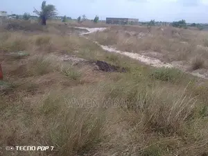 Demi Terrain a Nanga