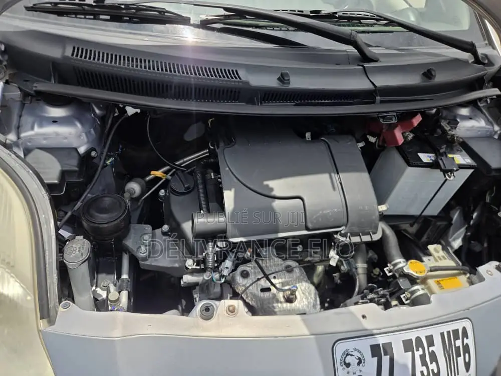 Toyota Yaris 2016 Argenté